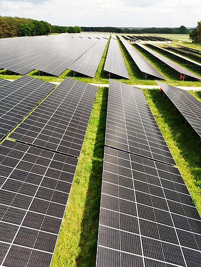 Der Solarpark Zahna erstreckt sich über eine Fläche von ungefähr 33 Hektar. / Foto: Wattner